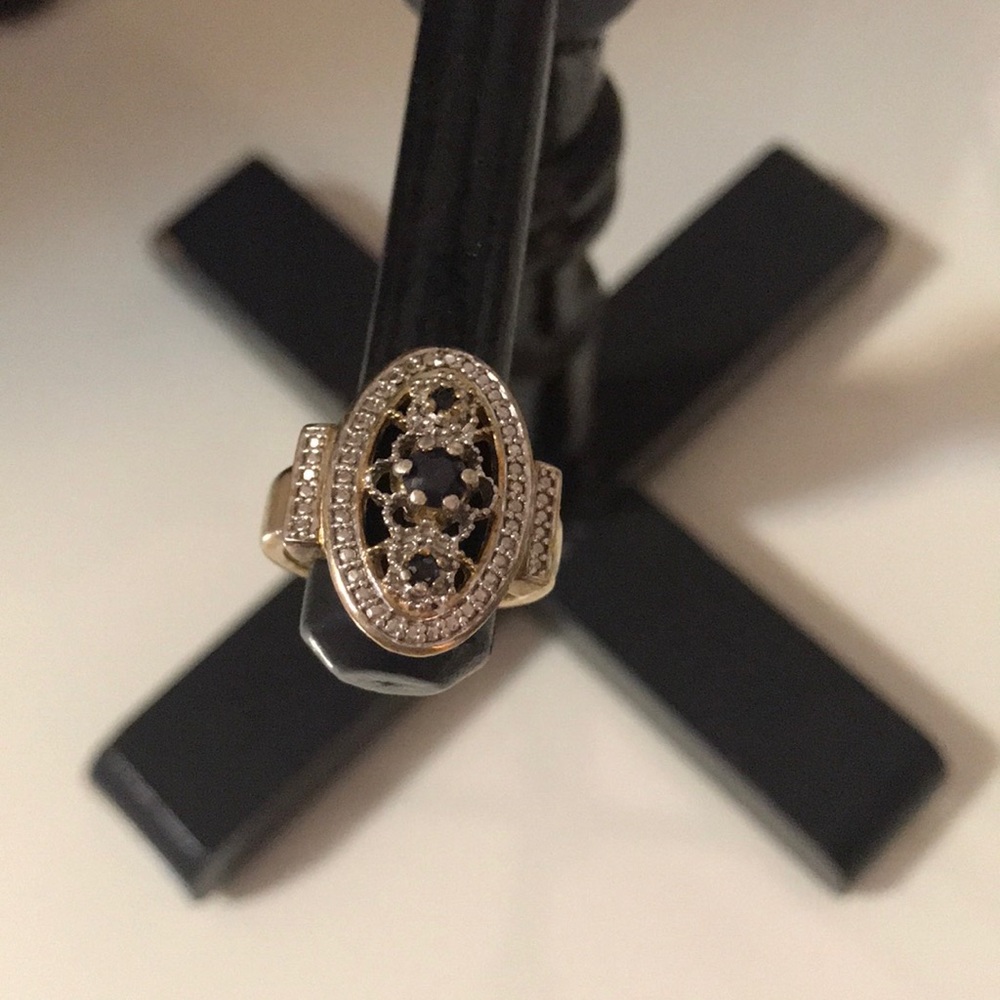 Women’s ring Size 7